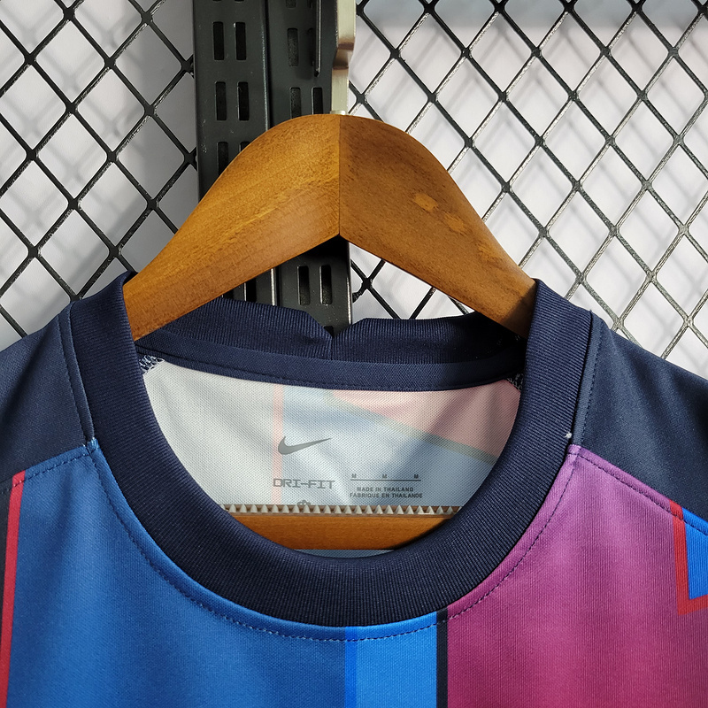 Retro  2021-22 Barcelona Training Vest  PEDRI PIQUE DEMBELE MEMPHIS F.DE JONG