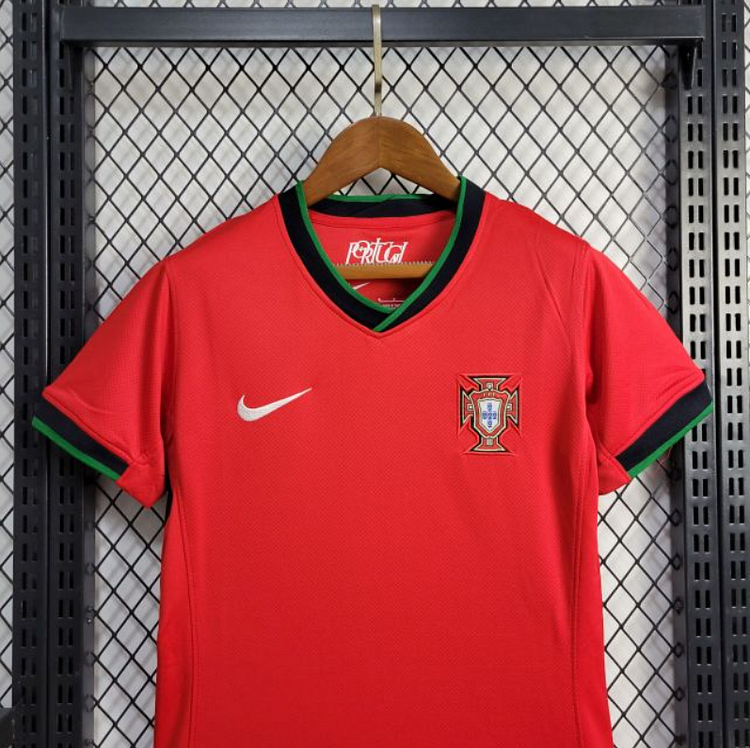 2024-25 Women's Portugal Home Football jersey