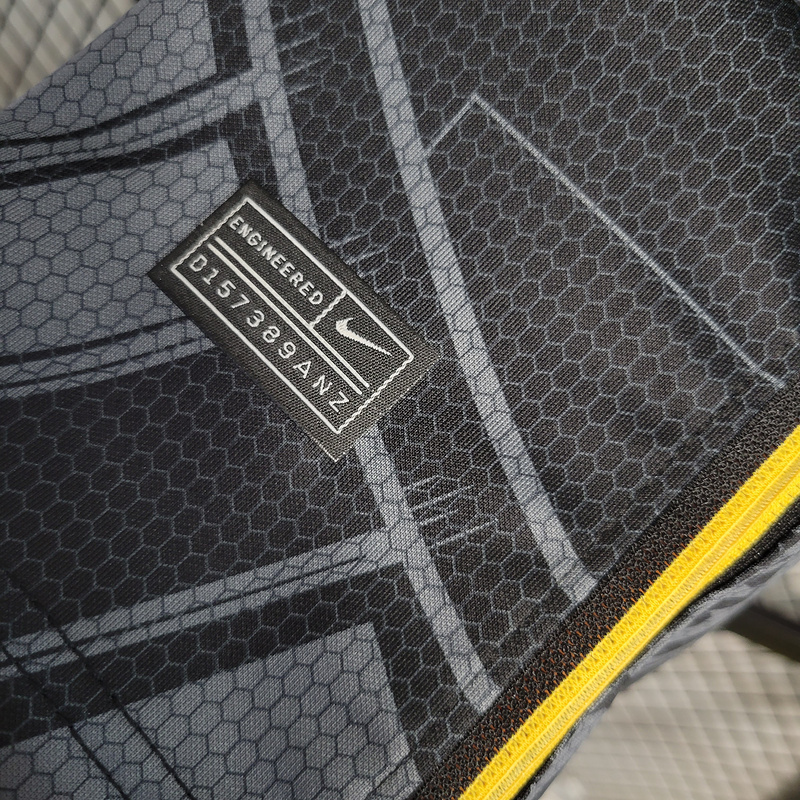 2023-24 Barcelona Black Gold Special Edition  GAVI LEWANDOWSKI F. DE JONG PEDRI FERMíN Football jersey