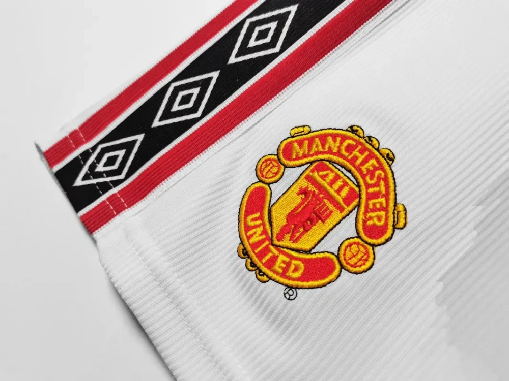 Retro 1998 shorts Manchester United home