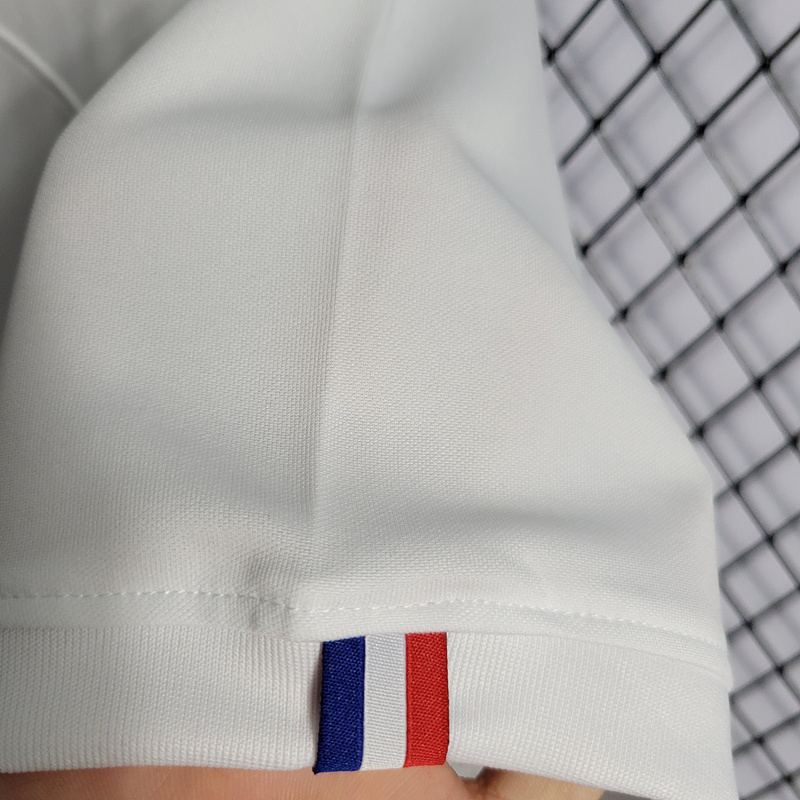 22-23 PSG Paris away