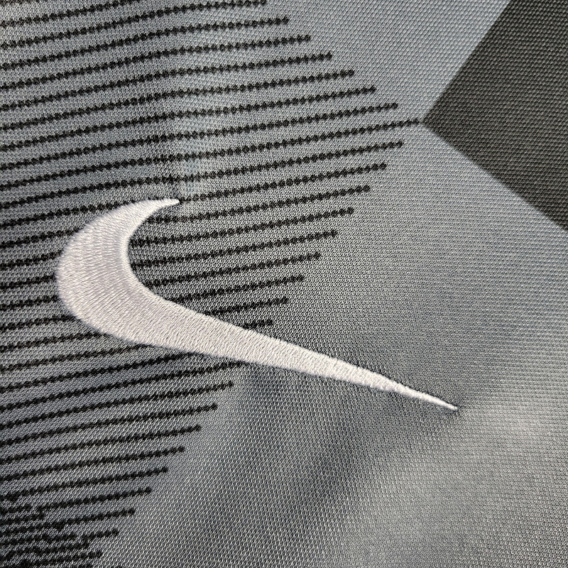 Retro 2021-22 Barcelona Black Goalkeeper Football jersey retro