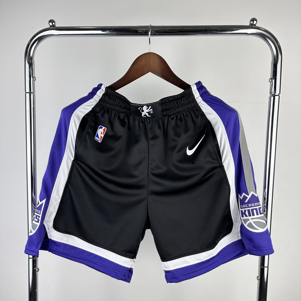 24 Season Sacramento Kings away black shorts