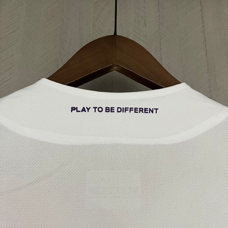 2023-24 Fiorentina away