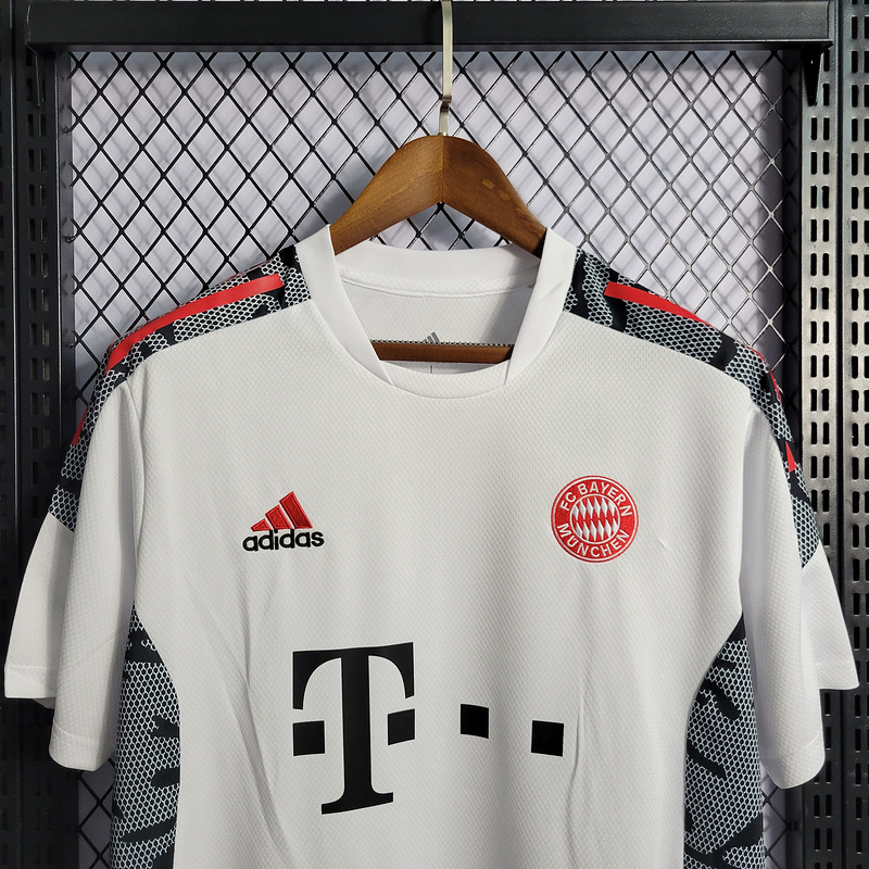 2021-22 Bayern Munich training suit white