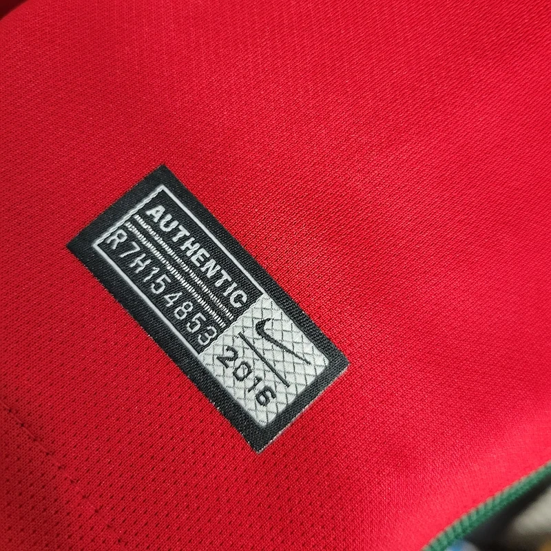 Retro 2016-17 Portugal Home Long Sleeve Football jersey retro