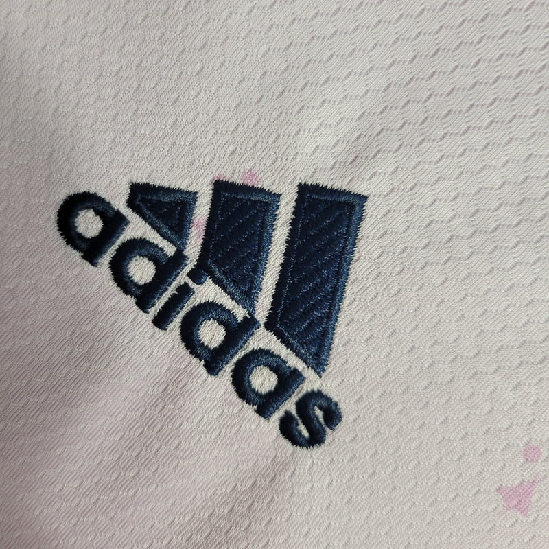 22-23 Arsenal third away