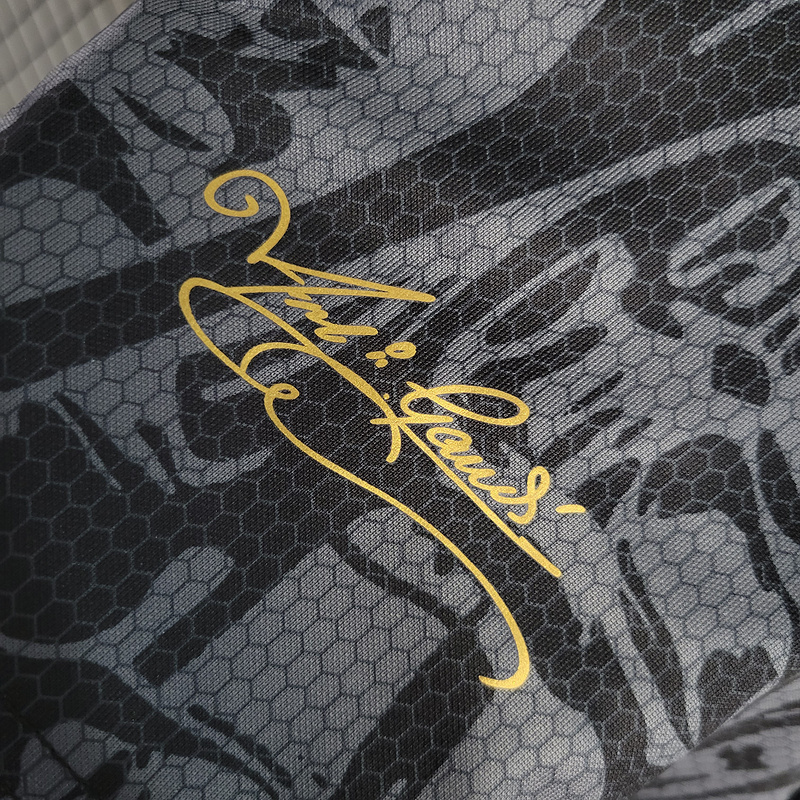 2023-24 Barcelona Black Gold Special Edition  GAVI LEWANDOWSKI F. DE JONG PEDRI FERMíN Football jersey