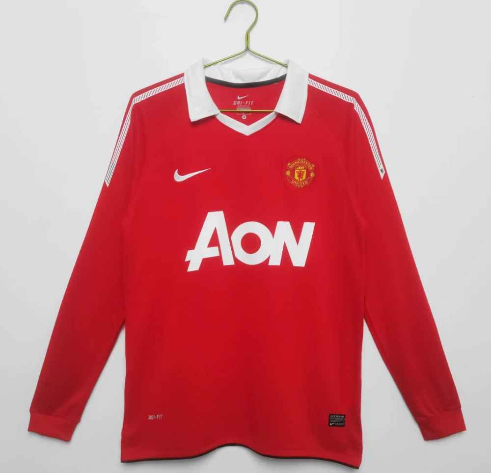 retro 2010-11 Manchester United home long sleeve retro football jersey Fan version
