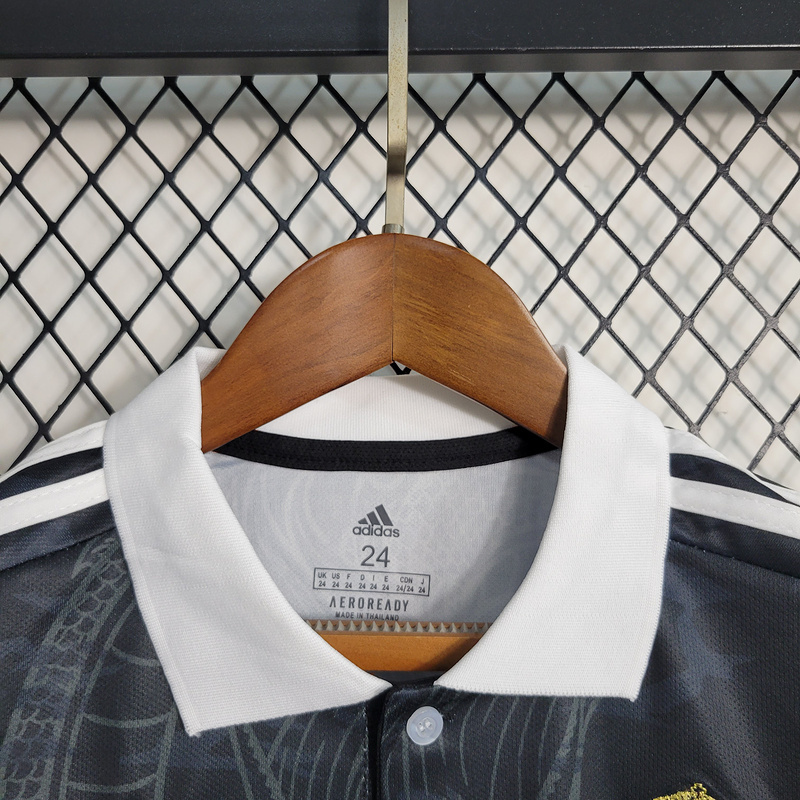 2023-24 Kids Real Madrid Special Edition Black  VALVERDE MODRIC VINI JR. BELLINGHAM CARVAJAL Football jersey