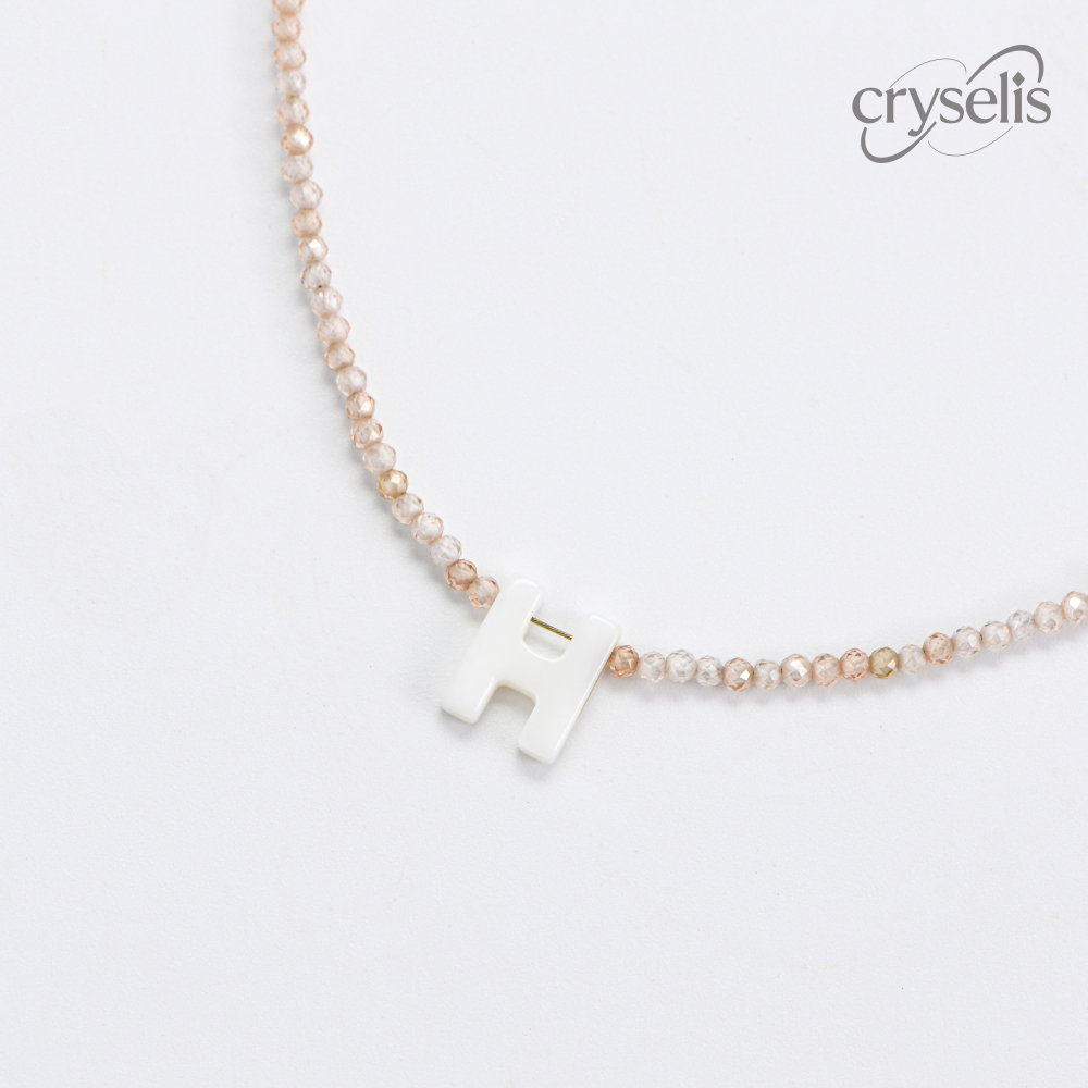 Zircon Shell Necklace