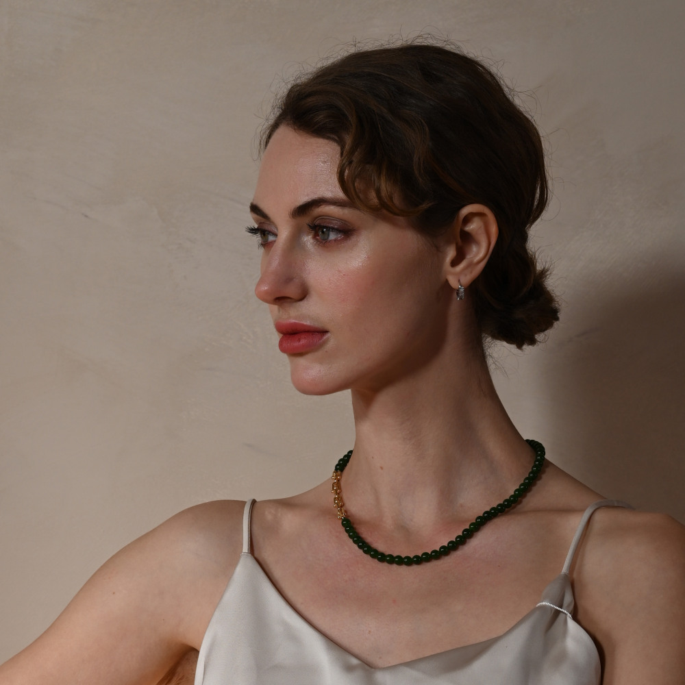 Cryselis Custom Gemstone Necklace - Chrysoprase with Gold Chain Clasp