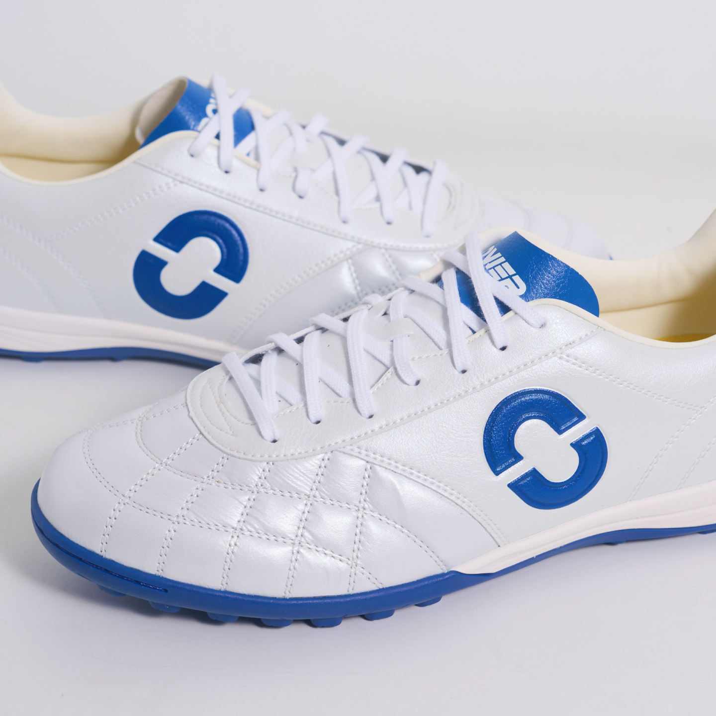 OUMARK III K-LEATHER Soccer Boots with Studs