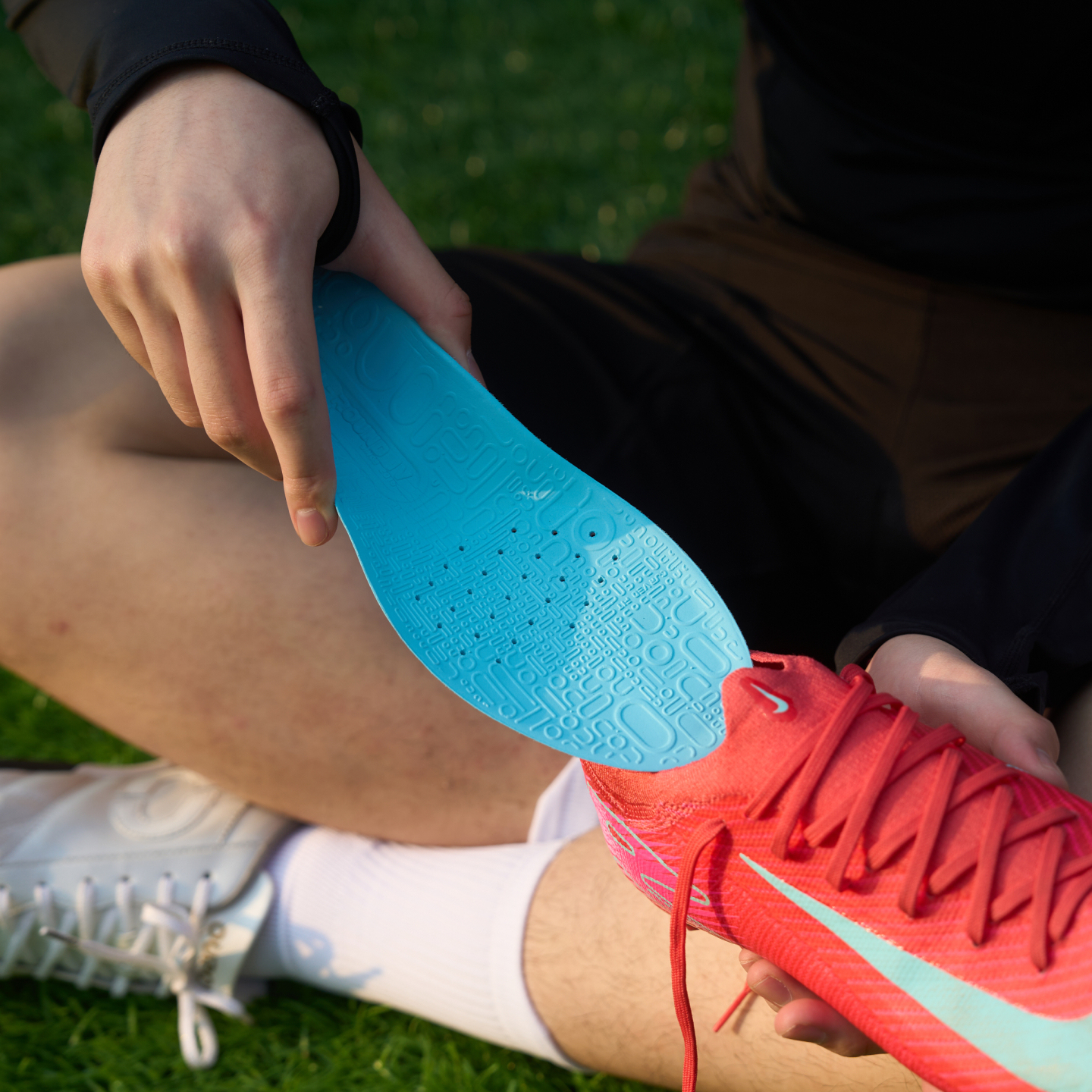 Oupower ARC1.0 Flat Full Bow Support Anti-twist Football Insole Professional,4D Three-dimensional Support System with Anti-slip Shock-absorbing Slices,Aimed at Foot Fatigue,Unisex