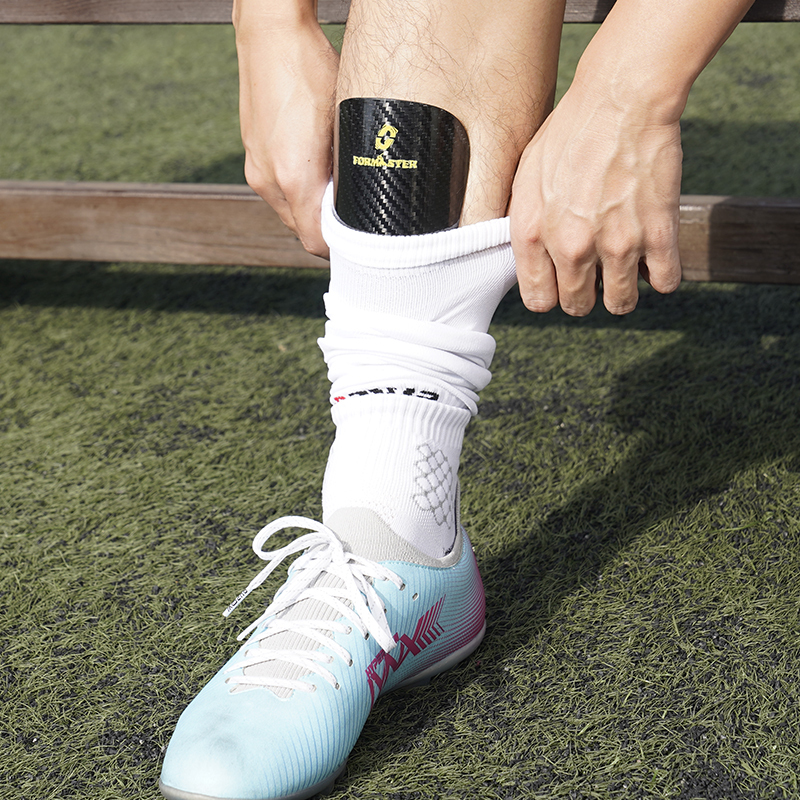 FORMASTER Carbon Fiber Soccer Shin Guards