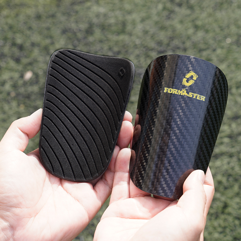 FORMASTER Carbon Fiber Soccer Shin Guards