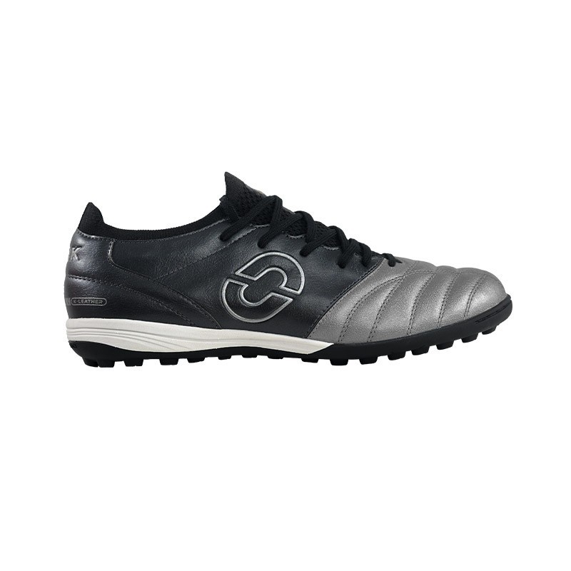 OUMARK III KL LIGHT TF K‑Leather Cleats
