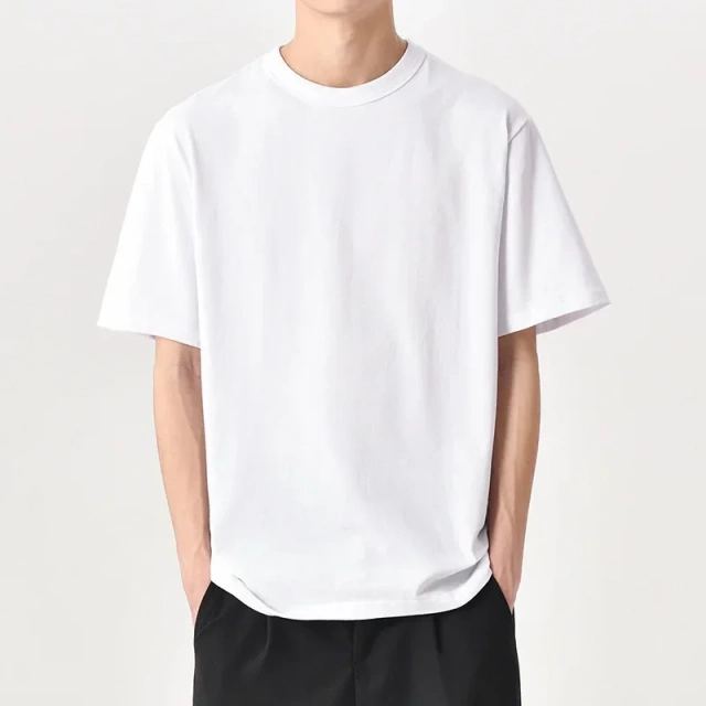 MRMT 2026 Brand New Men's Tshirt Medium Sleeve Loose Cotton Five-sleeve Fashion White T-shirt for Male Round Collar Tops Tshirt