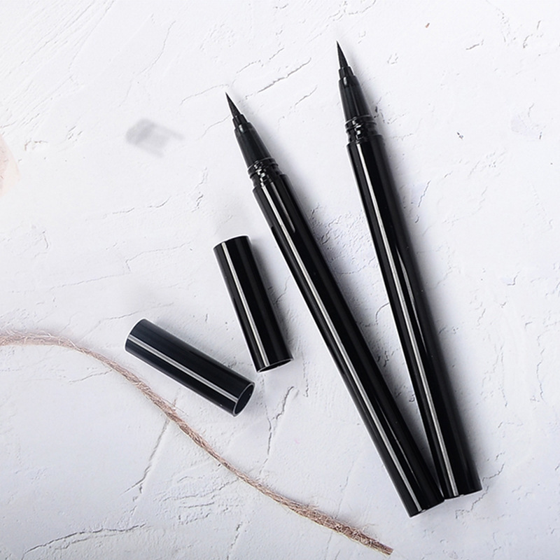 Matte Black Liquid Eyeliner Packaging - B2B Premium Texture Customization + Product Styling Photo Support GMPC Approved Bulk Supply