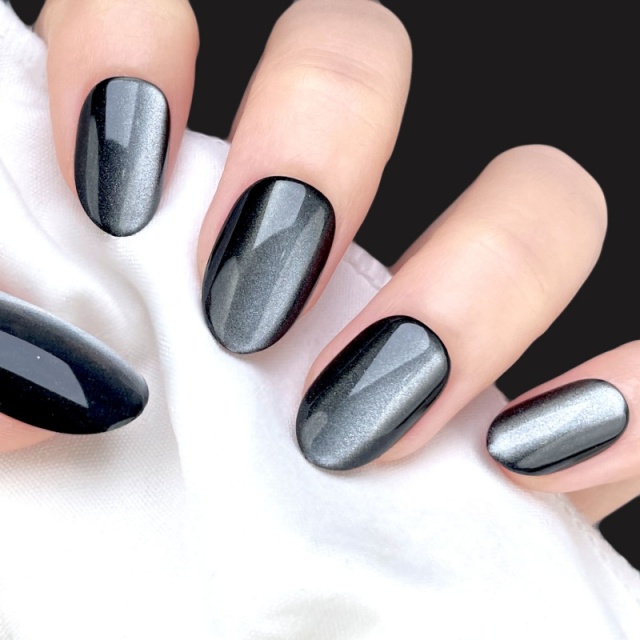 Black Cat Eye Oval Press-On Nails,Edgy Shimmer Cat Eye Wearable Nails 