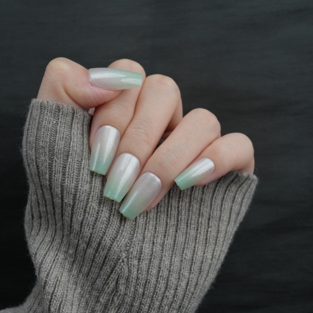 Mint Green Ombre Shimmer Press-On Nails,Mint Green Ombre Shimmer Press-On Nails 