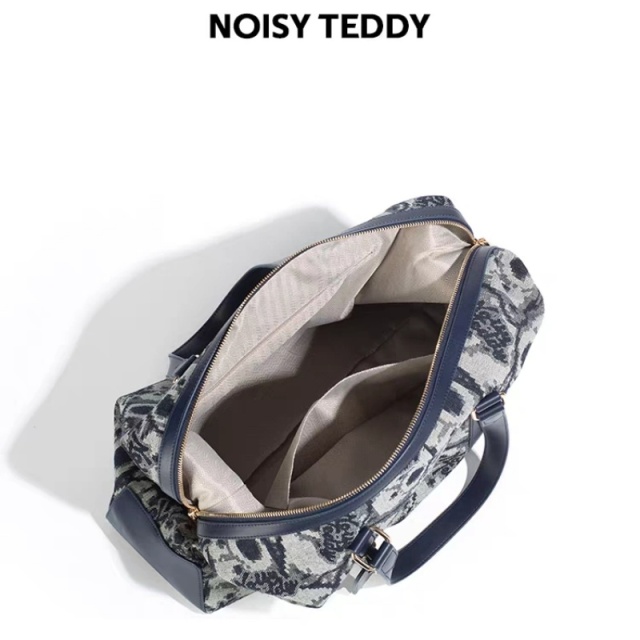NOISY TEDDY New Cute Bear Fashion Travel Bag: High-End Light Luxury, Large Capacity, Portable & Multi-Scenario