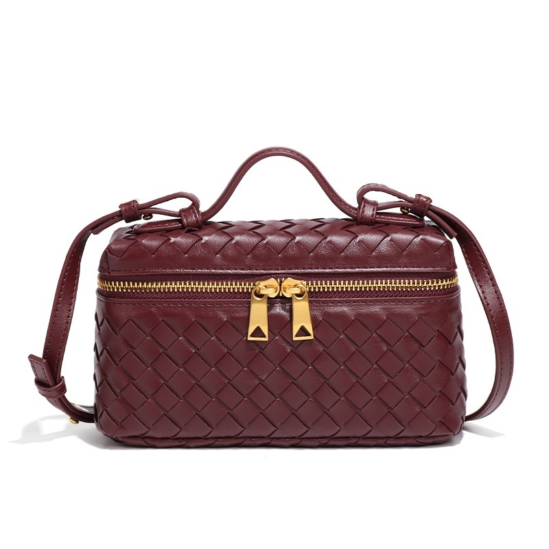 New Classic Hand-Woven Box Bag, Stylish Tote/Makeup Bag, Shoulder/Crossbody Bag, Small Square Box Bag