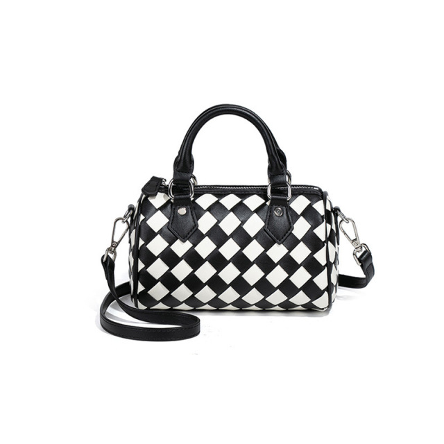 New Boston-Style Women's Handbag, Simple And Stylish, High-Quality Woven Bag, Pillow Bag, Diamond-Quilted Bag