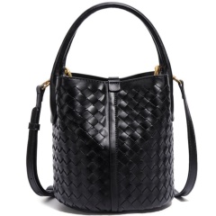 New Handmade Woven Bag, Tote bag, Casual And Versatile, Simple And Luxurious, Single Shoulder And Crossbody Bag