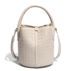 New Handmade Woven Bag, Tote bag, Casual And Versatile, Simple And Luxurious, Single Shoulder And Crossbody Bag