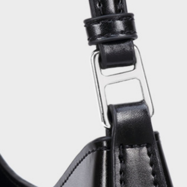 New Fashionable And Niche Design Crescent-Shaped Genuine Leather Women's Handbag, Crossbody Bag, Shoulder Bag, Women's Tote Bag
