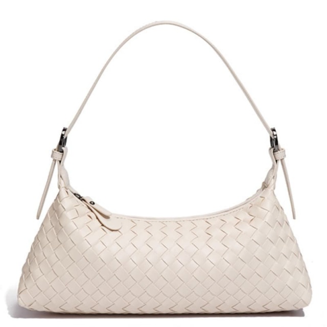 French Woven Baguette Bag, Stylish And Versatile Soft Leather Shoulder Bag, Crossbody Bag, Crescent-Shaped Bag