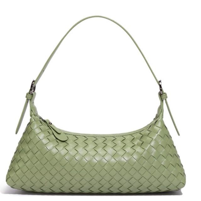 French Woven Baguette Bag, Stylish And Versatile Soft Leather Shoulder Bag, Crossbody Bag, Crescent-Shaped Bag