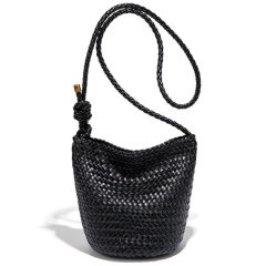 Korean Trendy New Woven Bags For Women, Luxurious Retro Style, Handmade Woven Bucket Bags And Crossbody Bags