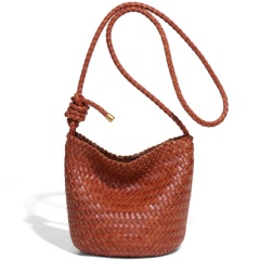 Korean Trendy New Woven Bags For Women, Luxurious Retro Style, Handmade Woven Bucket Bags And Crossbody Bags
