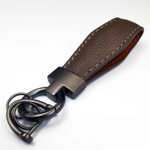 Light Luxury Metal & Leather Keychain / Key Ring — Spring-Ring Pendant Accessory