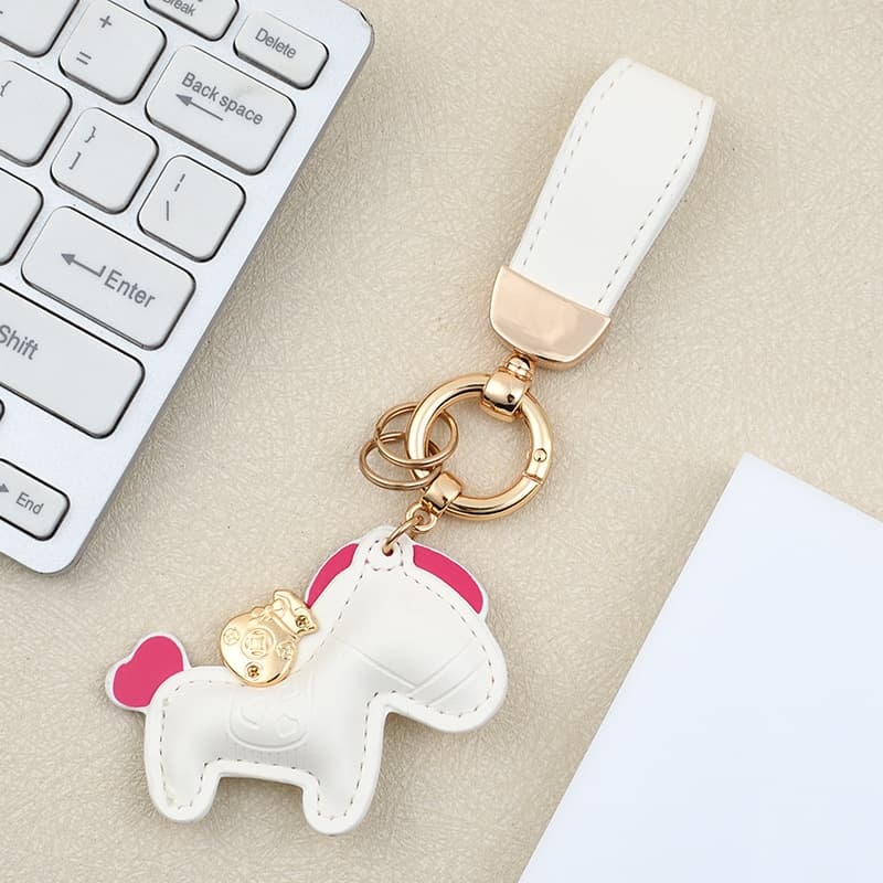 Cute Cartoon Car Keychain With Exquisite Pony Pendant Key Ring