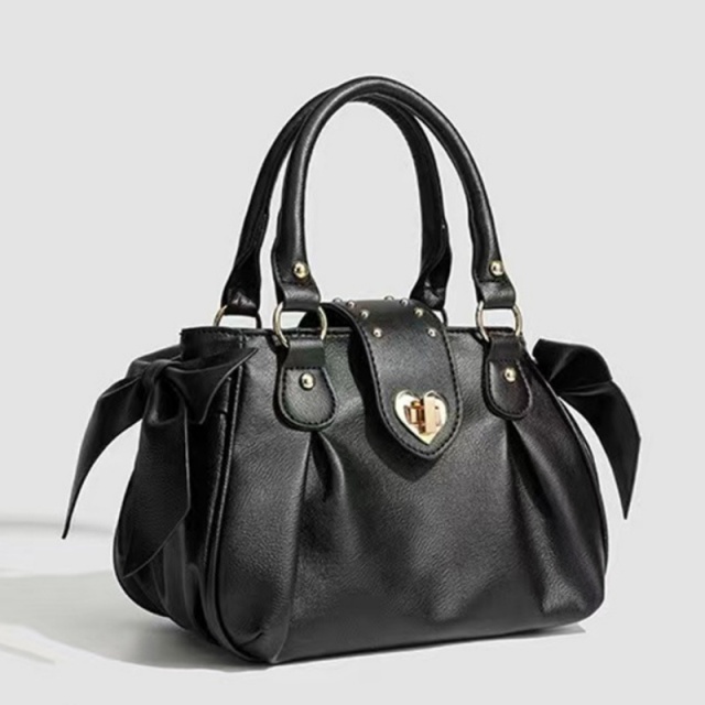 Pleated handbag crossbody bag niche design heart-shaped buckle shoulder bag