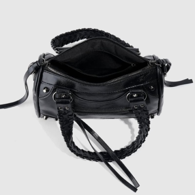 Fashion Rivet Pillow Bag, Bowling Bag, Motorcycle Bag, Women's Handbag, Shoulder Bag & Crossbody Bag