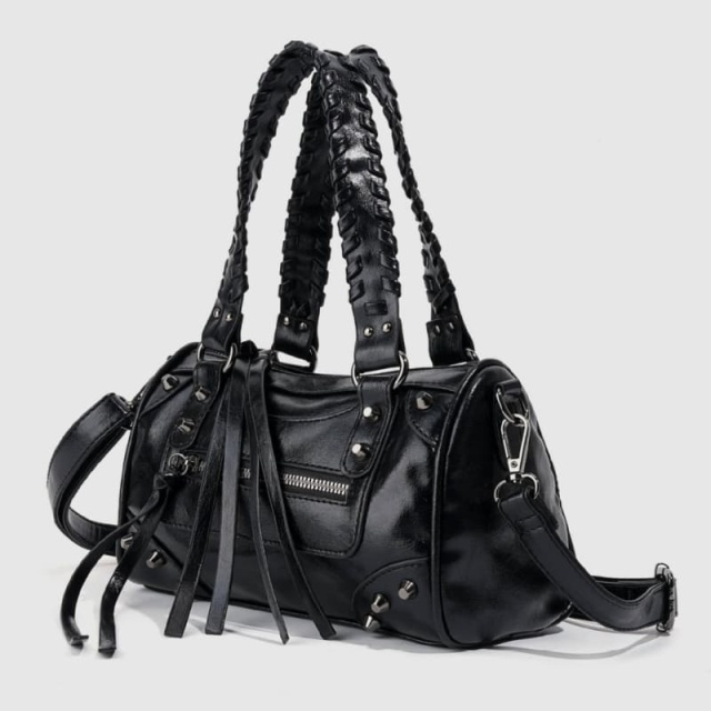 Fashion Rivet Pillow Bag, Bowling Bag, Motorcycle Bag, Women's Handbag, Shoulder Bag & Crossbody Bag