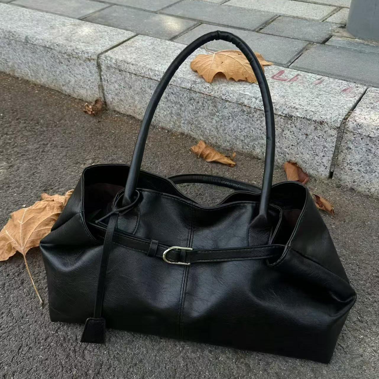 Women's Large Capacity PU Leather Tote Bag Vintage Shoulder Bag for Travel & Everyday Use