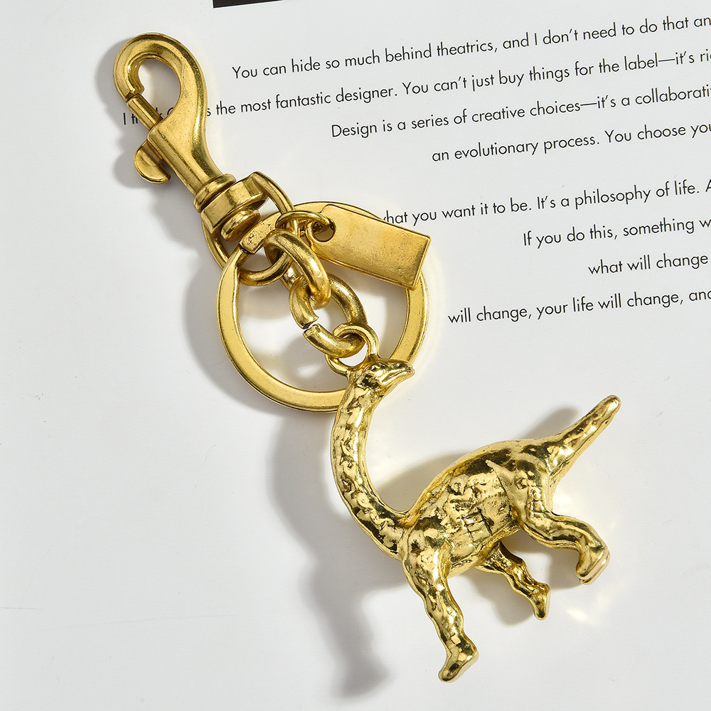 Vintage brass long-necked dragon keychain Creative dinosaur pendant Personalized car keychain small gift