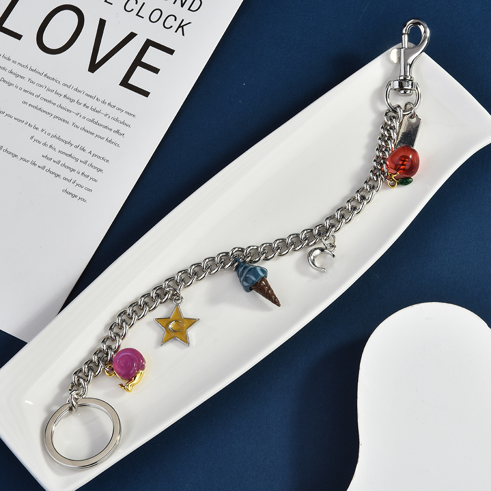 Sweet cool bag chain | Wear a "cute necklace" on your bag