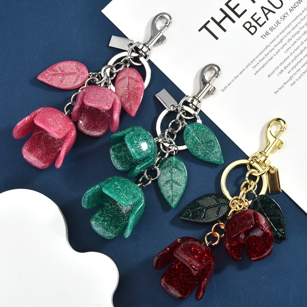 Glitter Flower Keychain | Hang the "sweet little romance" on the bag