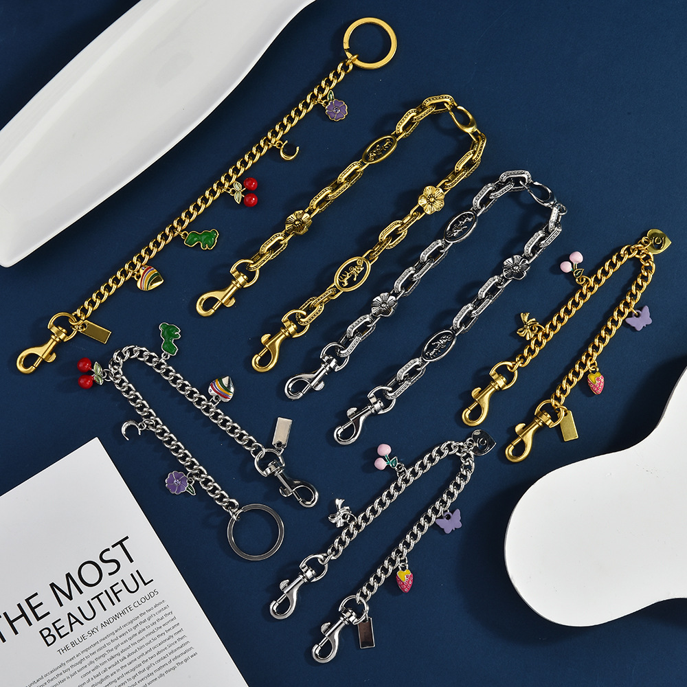 Sweet cool bag chain | Wear a "cute necklace" on your bag