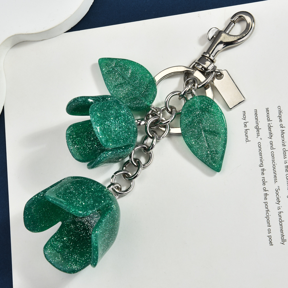 Glitter Flower Keychain | Hang the "sweet little romance" on the bag