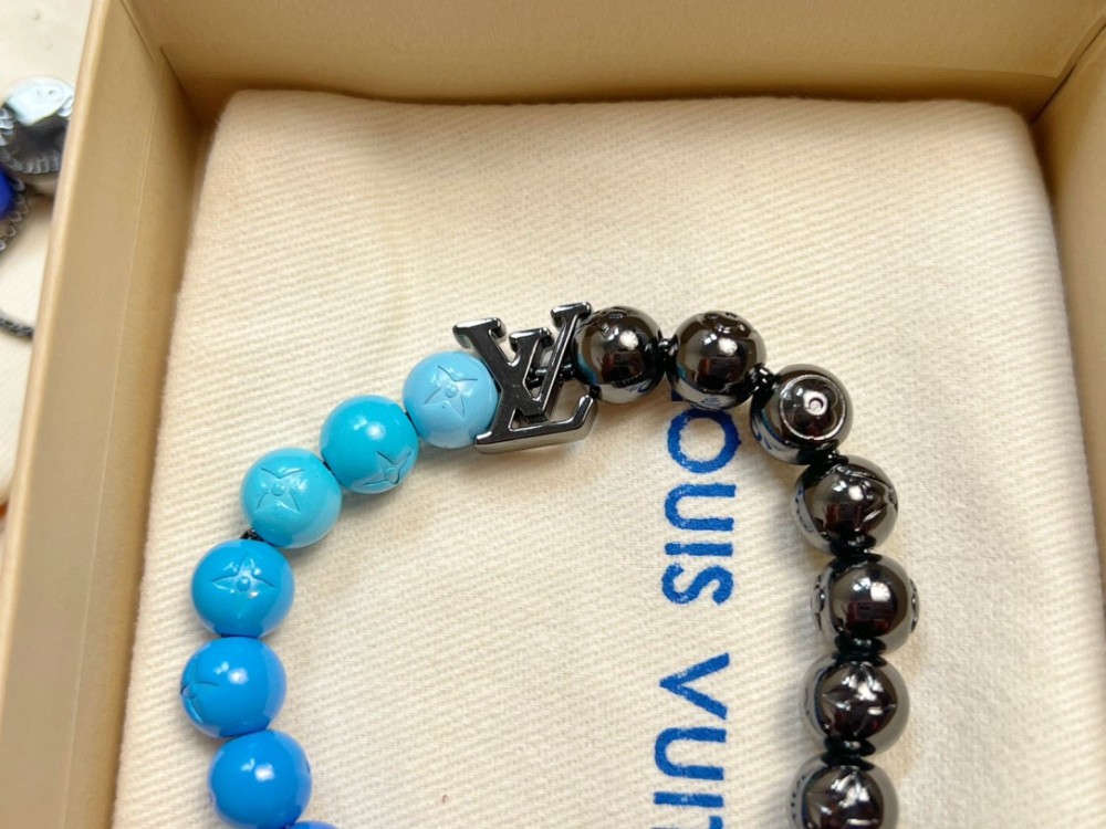 LV style color-blocked beaded bracelet Classic logo buckle bracelet Fashion personality jewelry