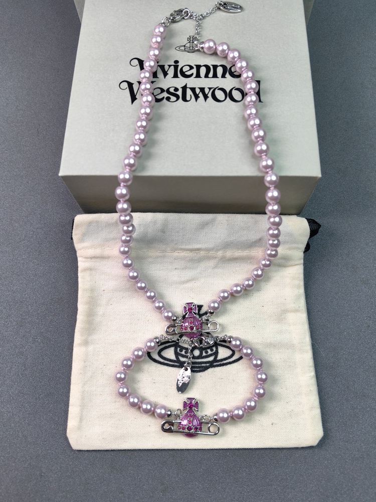 Vivienne Westwood Saturn Pink Pearl Bracelet Brand Elements Pendant Bracelet Sweet and stylish accessory