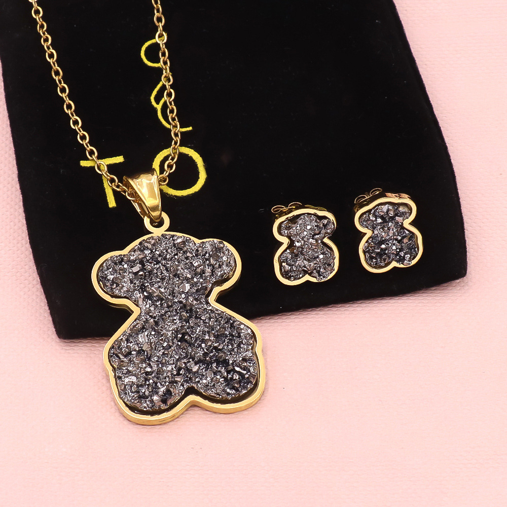 Crystal Cluster Bear Jewelry Set | Wear natural inspiration on your body