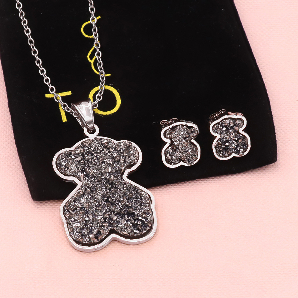 Crystal Cluster Bear Jewelry Set | Wear natural inspiration on your body